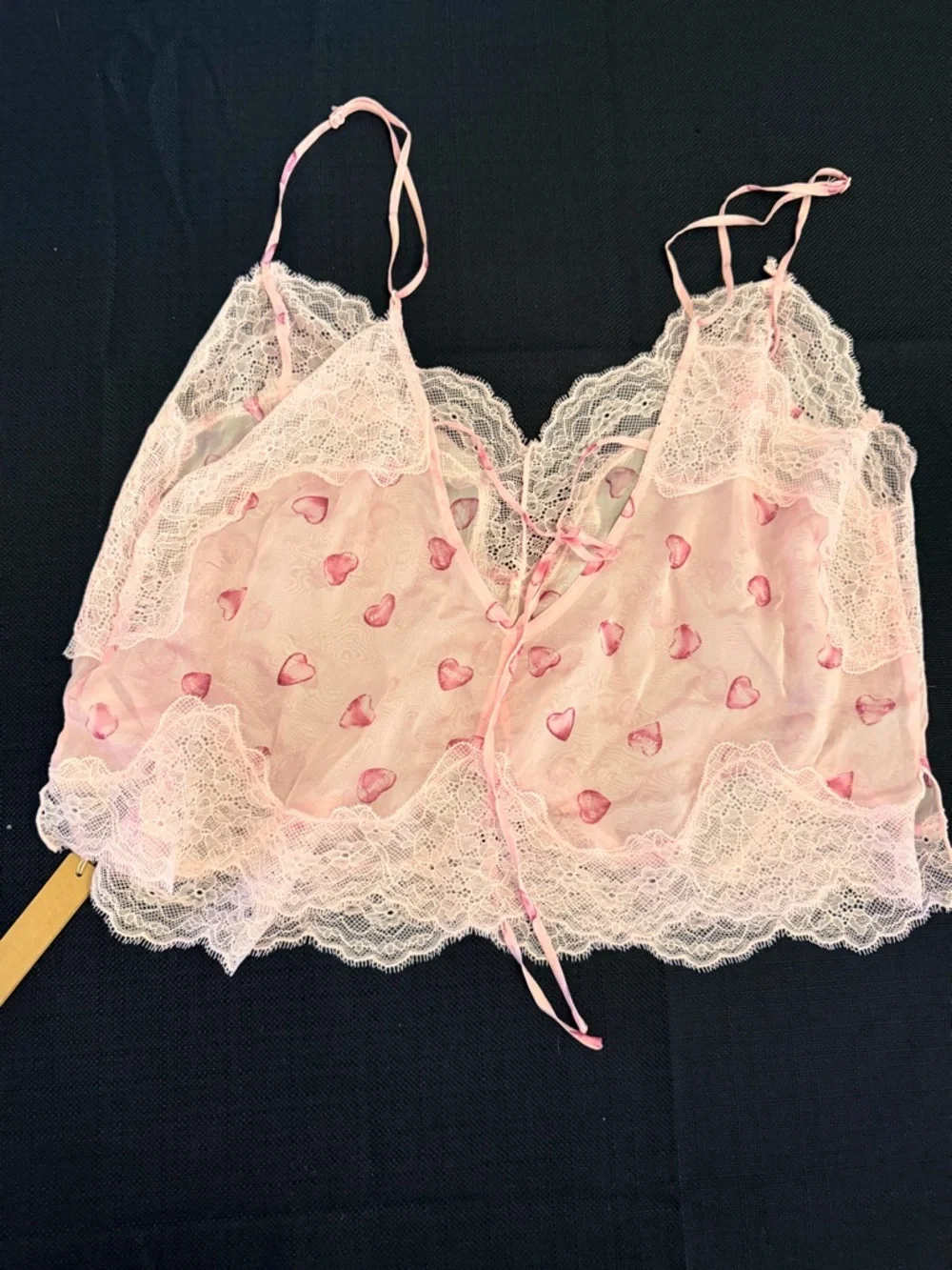 SKIMS Pink Heart Lace Trim Bralette and High-Waist Lingerie SET - Picture 3 of 6